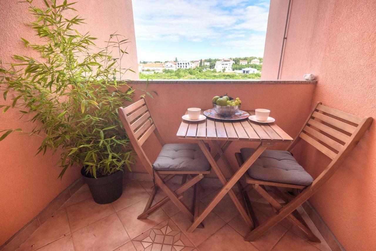 Sunset View Apartment *